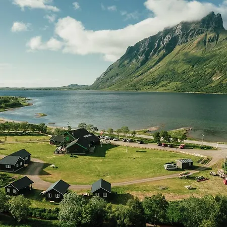 Lofoten Turistsenter אתר קמפינג *